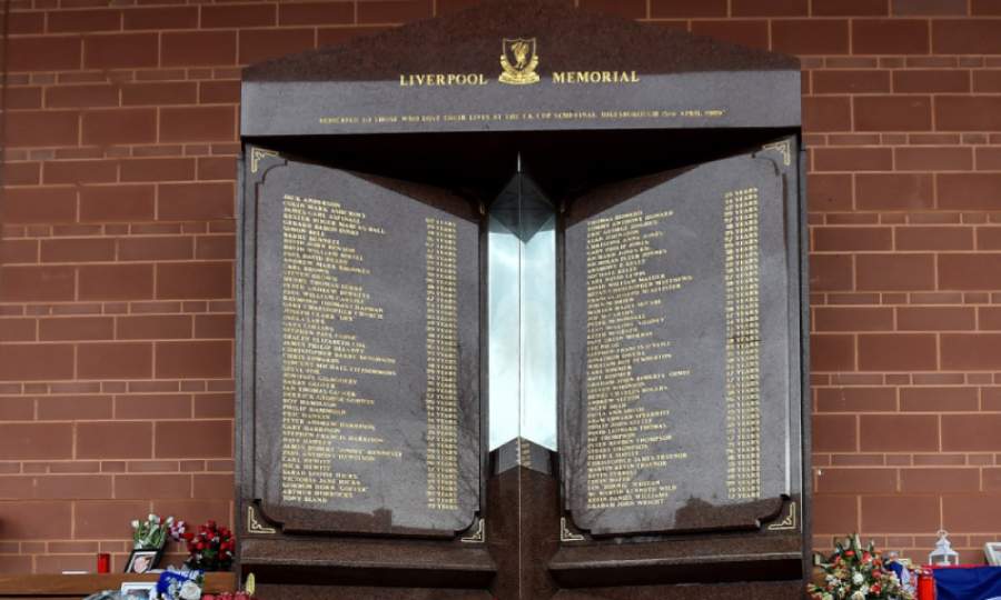 Memorial de las víctimas de la tragedia de Hillsborough en Anfield, estadio del Liverpool